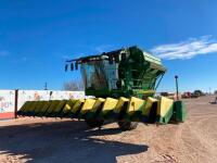 2006 John Deere 7460 Cotton Stripper with 8 Row Header