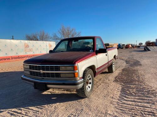 ~1988 Chevrolet C2500 Pickup Truck