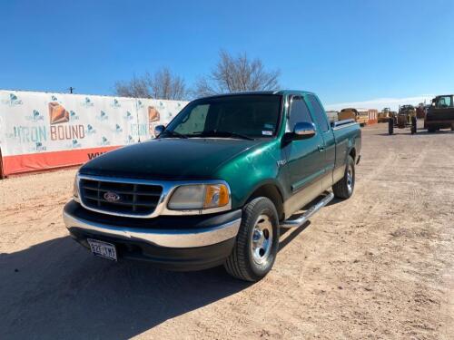 ~2000 Ford F-150 Pickup Truck