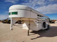 W-W Gooseneck Livestock Trailer