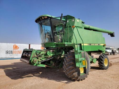 John Deere 9600 Combine