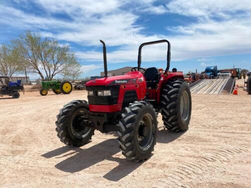 2015 Mahindra 5570 Tractor