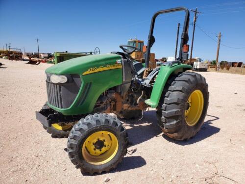 John Deere 4320 Tractor (Missing Parts)