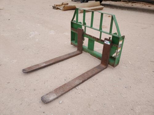 Frontier Pallet Fork Frame Attachment