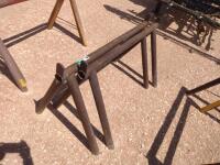 (1) Set Metal Pipe Stands