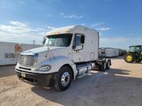 Freightliner Columbia Truck