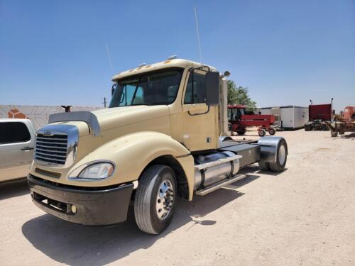 2007 Freightliner Columbia Single Axle Truck Tractor