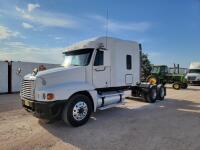 2007 Freightliner Century Class S/T Semi Truck