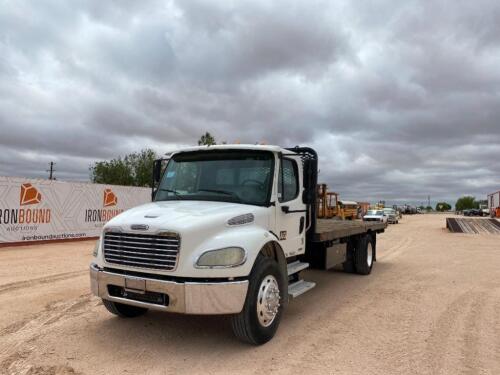 2004 Freightliner M2 Flatbed Truck