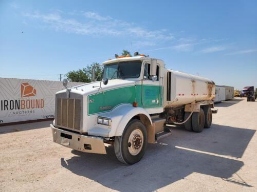 Kenworth T800 Water Truck