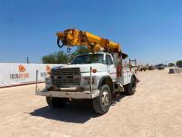 1987 Ford F650 Digger Truck