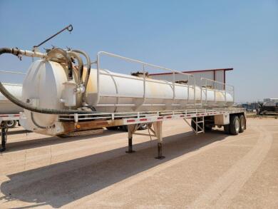 Vacuum Tank Trailer