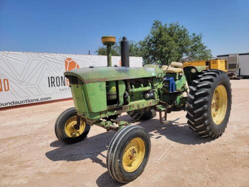 John Deere 4010 Tractor