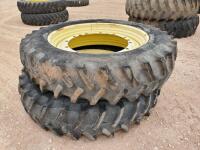 (2) John Deere Wheels/Tires 420/80 R 46