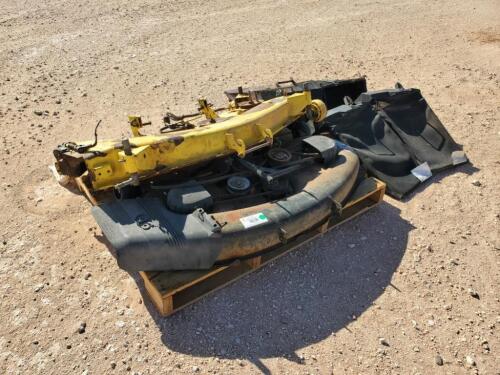 (2) Mower Decks/(4) Mower Baggers