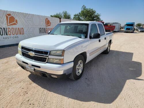 2006 Chevrolet Silverado Pickup Truck