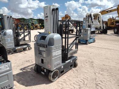 JLG Industries 20MVL Driveable Vertical Lift