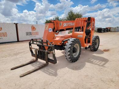 2014 SkyTrack Telehandler