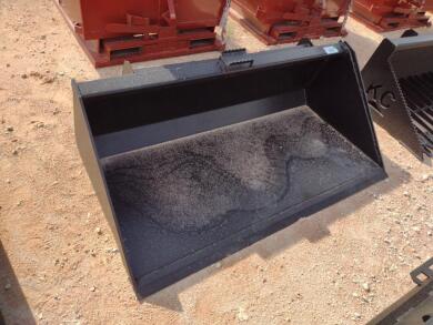 Unused QT Snow Bucket
