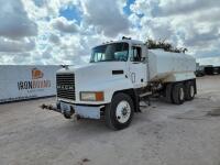 2000 Mack CH612 Water Truck