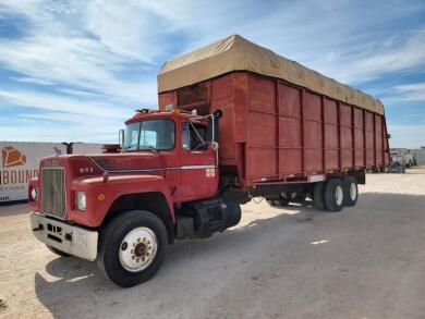 Mack Module Truck