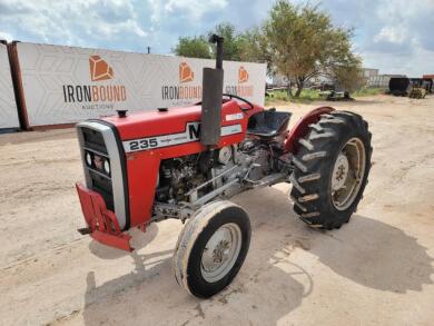 Massey Ferguson 235 Tractor