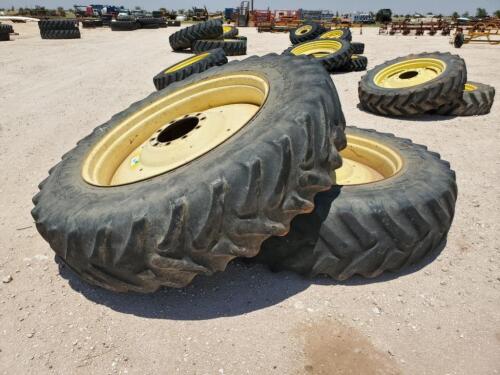 (2) John Deere Duals w/Titan Tires 480/80 R 46