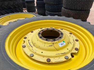 (2) John Deere Duals w/Tires 480/80 R 46