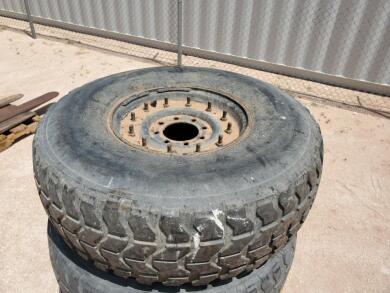 (4) Humvee Wheels w/Tires 37x12.50R 16.5