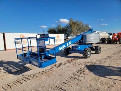 2007 Genie S-40 Manlift