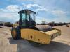 2001 Cat CS-683E Compactor Roller - 7