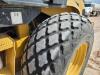2001 Cat CS-683E Compactor Roller - 14