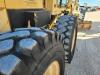 2001 Cat VHP 140H Motor Grader - 19