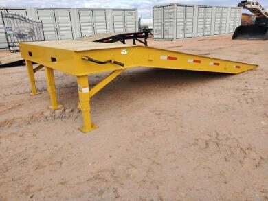 Unused Adjustable Height Loading Ramp