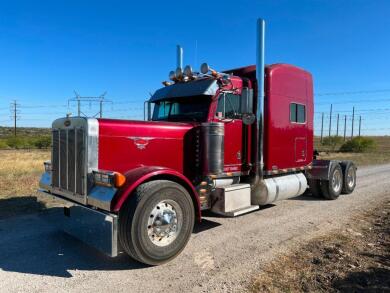 2002 Peterbilt Truck Tractor (Offsite)