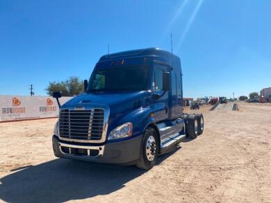 2012 Freightliner Cascadia Semi Truck