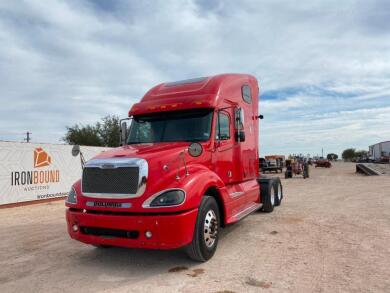 2004 Freightliner Columbia Truck Tractor