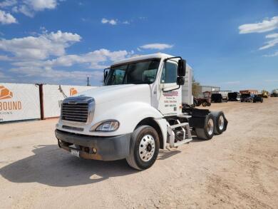 2005 Freightliner Columbia Truck Tractor