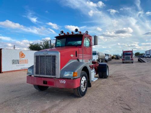 1999 Peterbilt Single Axle Day Cab Truck