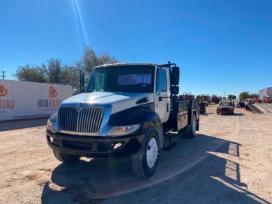 2006 International 4,200 Roustabout Truck