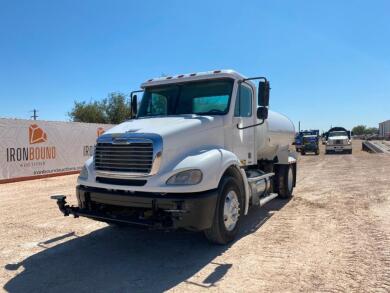 2007 Freightliner Columbia Water Truck