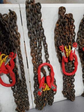 Unused (1) 5/16'' 7ft G80 Chain Sling Double