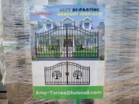 Unused Greatbear 14ft Iron Gate with artwork ''DEER '' in the Middle Gate Frame