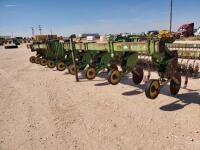 John Deere 885 Row Crop Cultivator