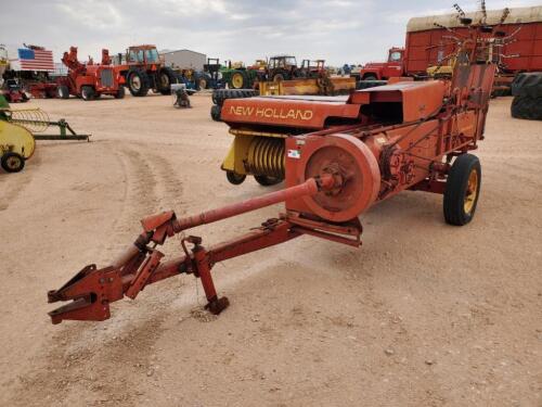 New Holland 275 Square bale Baler