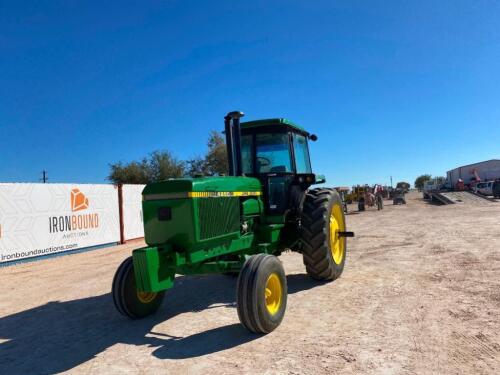 John Deere 4850 Tractor