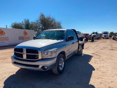 2006 Dodge Ram 2500 Pickup w/Flatbed