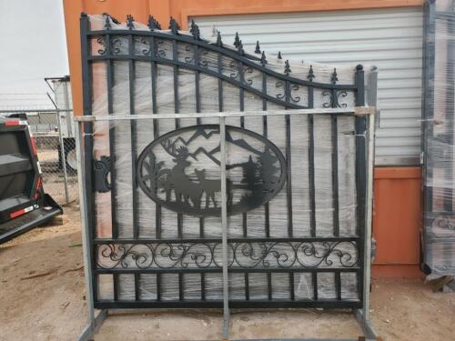 Unused Greatbear 14ft Iron Gate with artwork ''DEER '' in the Middle Gate