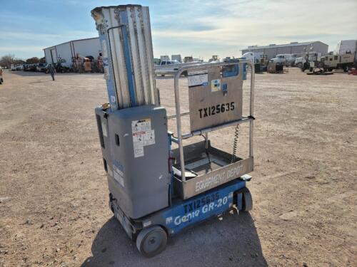 Genie GR20 Self Propelled Personnel Lift