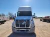 2009 Freightliner Cascadia 125 Truck - 7